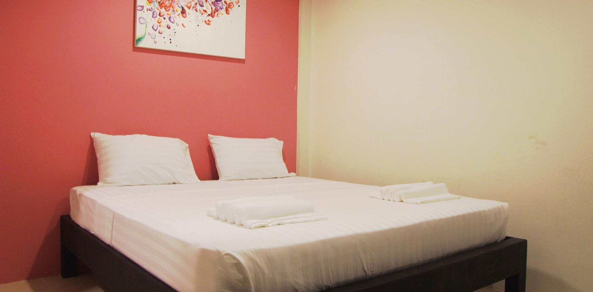 Ivory Phi Phi Island Hostel Екстериор снимка