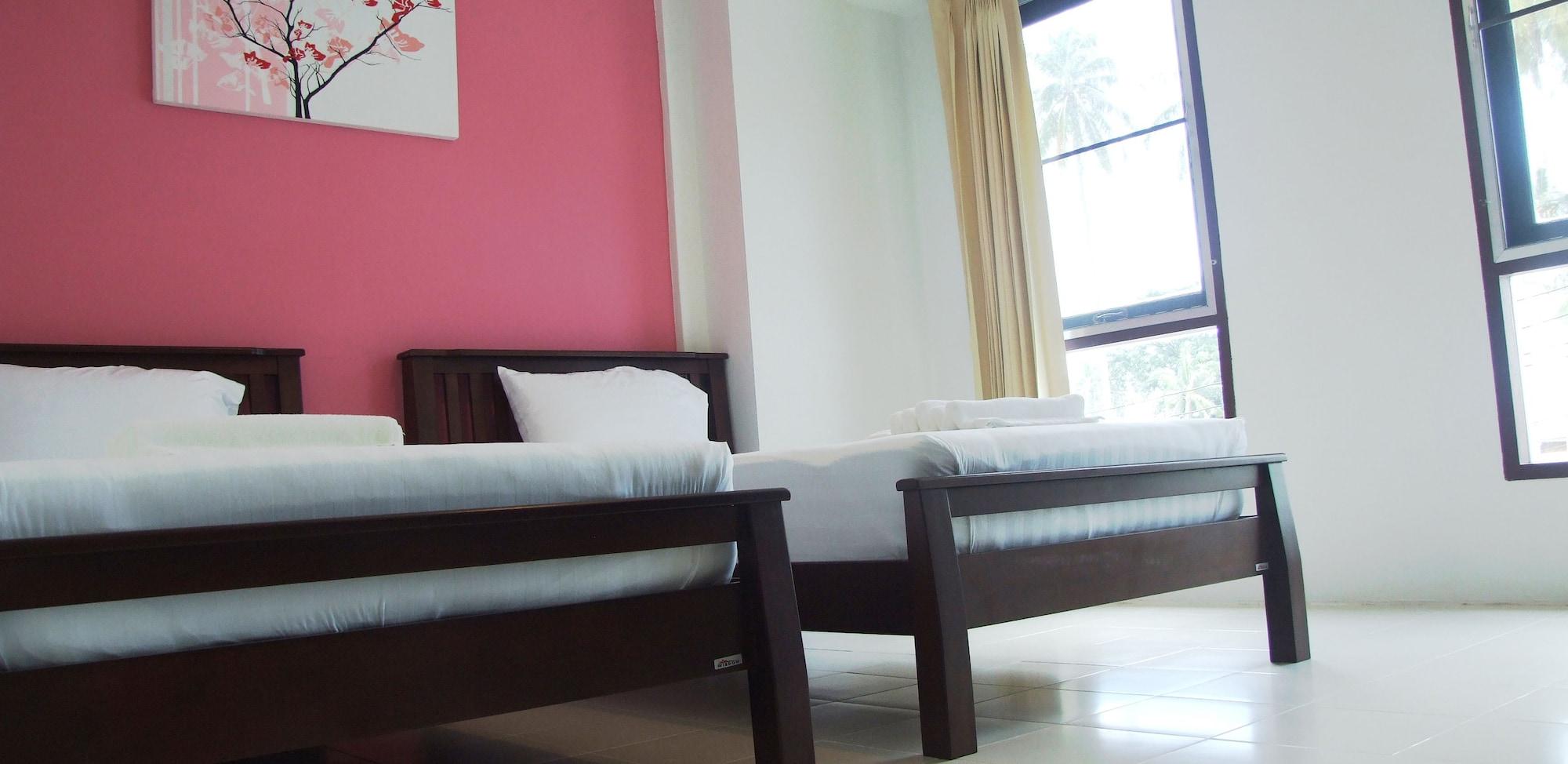Ivory Phi Phi Island Hostel Екстериор снимка
